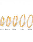 Aretes hoop Queens Candy de 22mm en cobre con baño plateado y zirconias brillantes en todo el aro