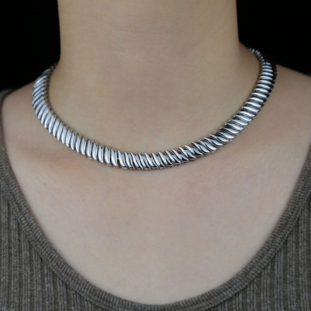 Wavy Necklace