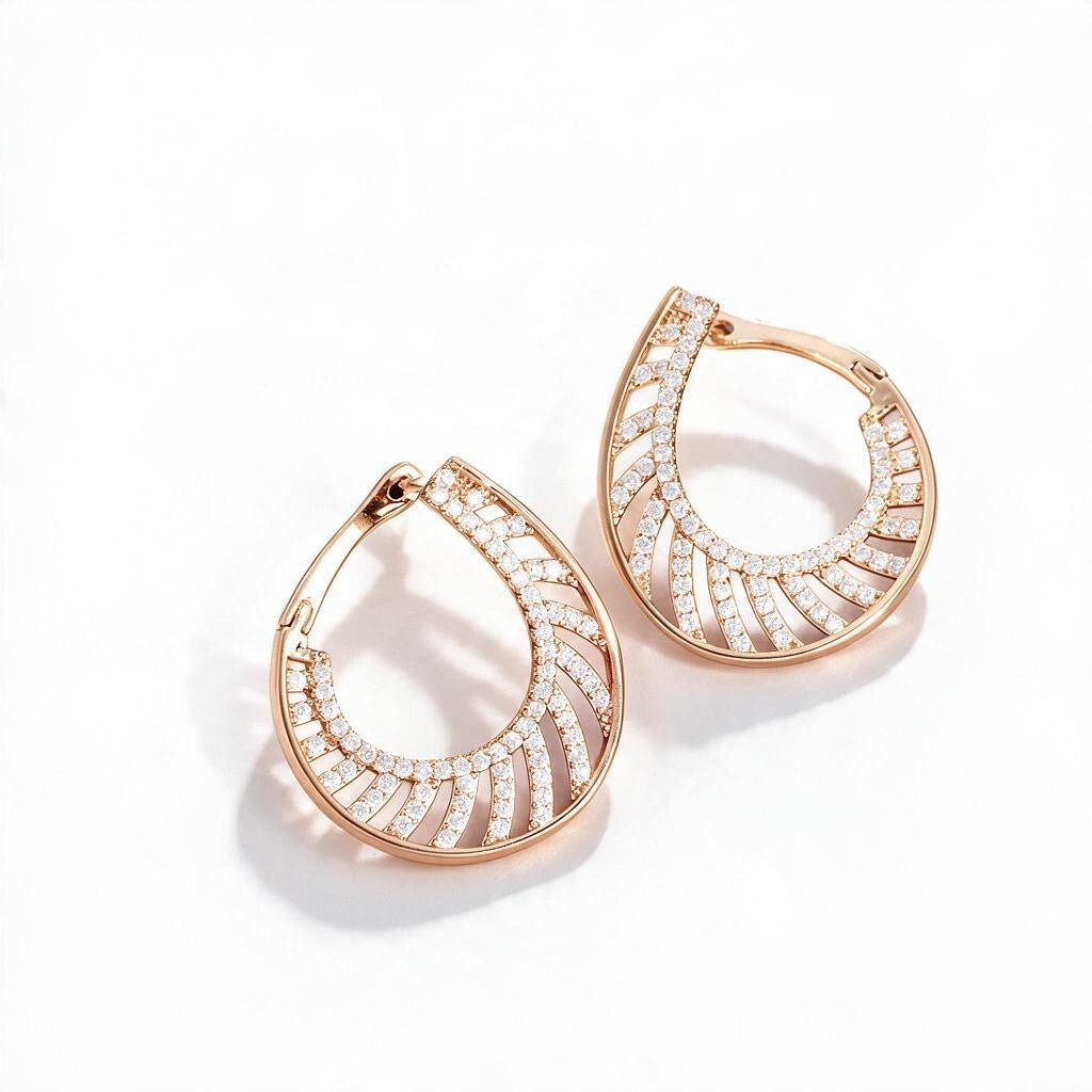 Aretes Queens Candy Sugared Duo front-back dorados con baño de oro y zirconias cúbicas en diseño circular calado