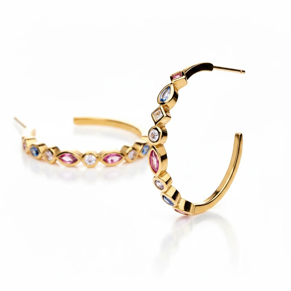 Aros C-hoop Queens Candy de plata 925 con baño dorado y zirconias multicolor en engaste