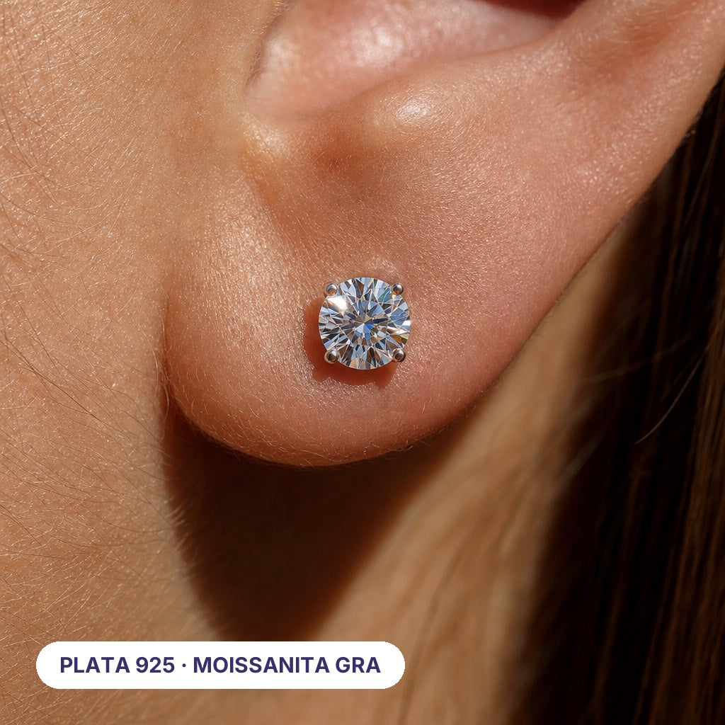 Martini Moissanite Studs - de cerca: plata 925 y moissanita GRA - Queens Candy