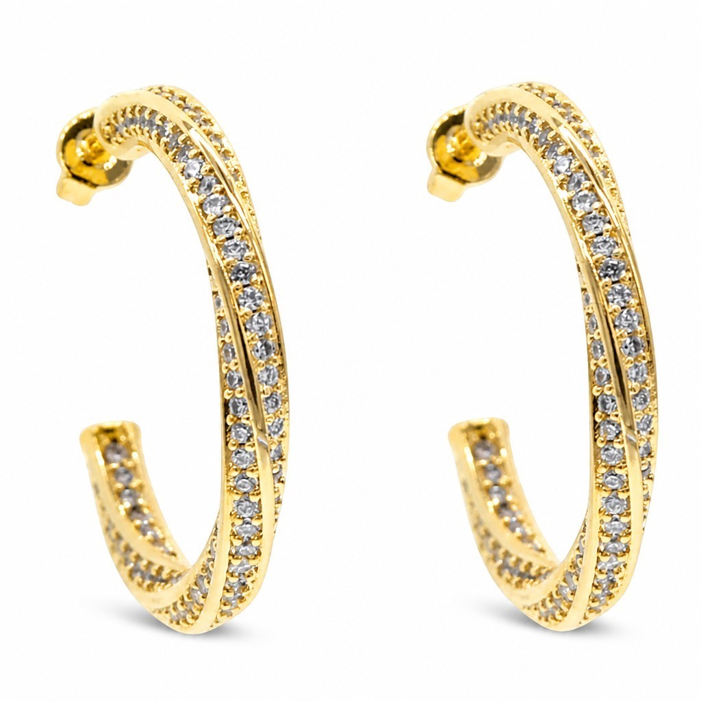 Pendientes de aro Queens Candy con diseño de doble vuelta, baño dorado y zirconias brillantes en estilo pavé.
